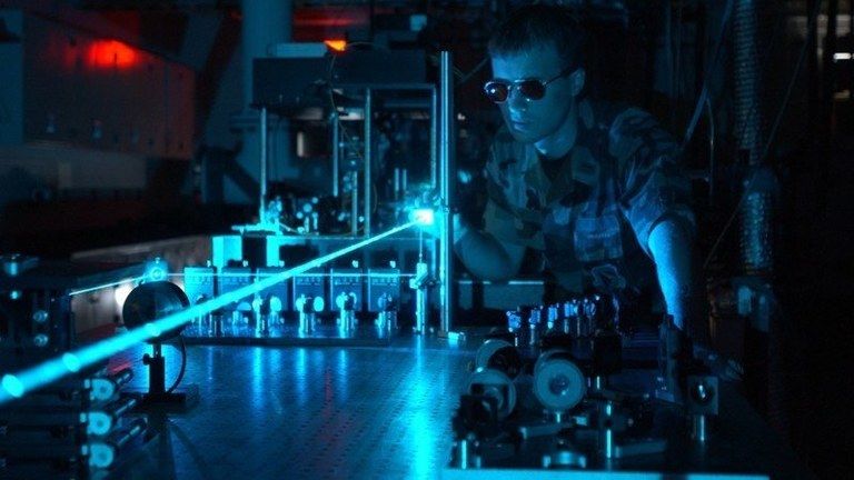Protect eyesight from laser level  Protect eyesight from laser level
