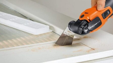 Best Oscillating Tool Blades and Accessories Guide 2025