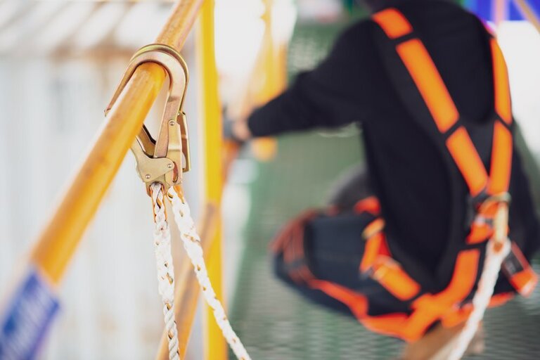 Safety Tips For Homeowners Working at Height Safety Tips For Homeowners Working at Height